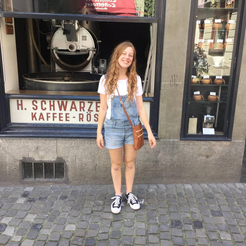Meet your Posher, Madeleine